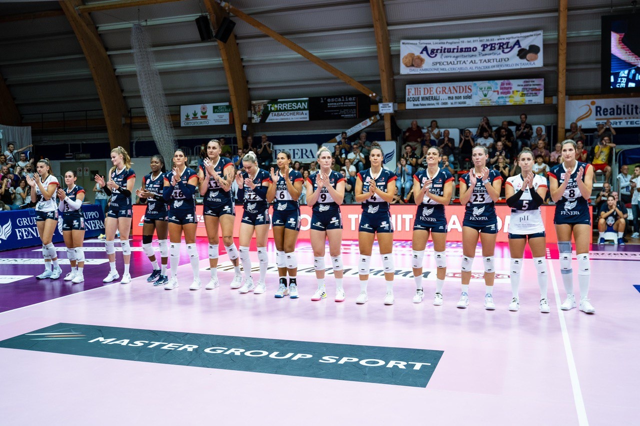 1 The Volley Lovers