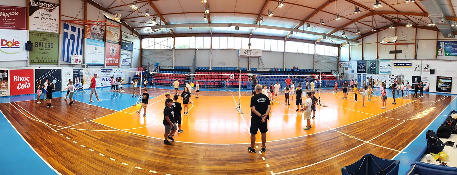 1 The Volley Lovers