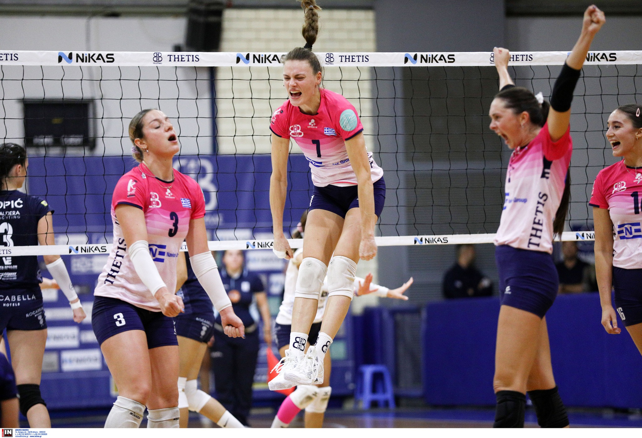 394392559173338775833610275412060126405496n The Volley Lovers