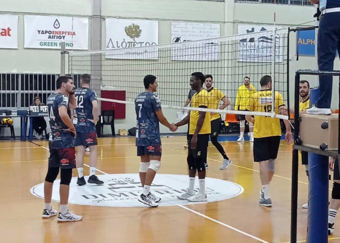 3985800598493321571960934886644489208205333n The Volley Lovers