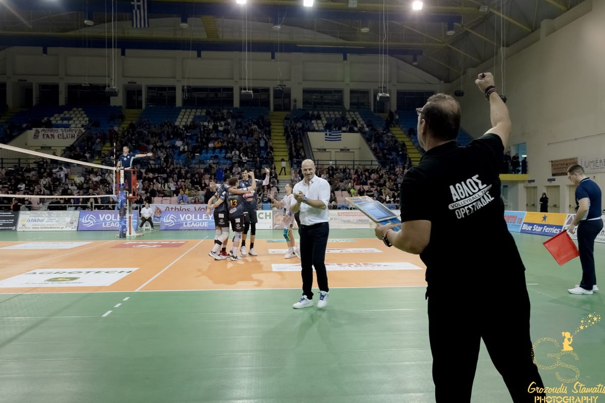 111 The Volley Lovers