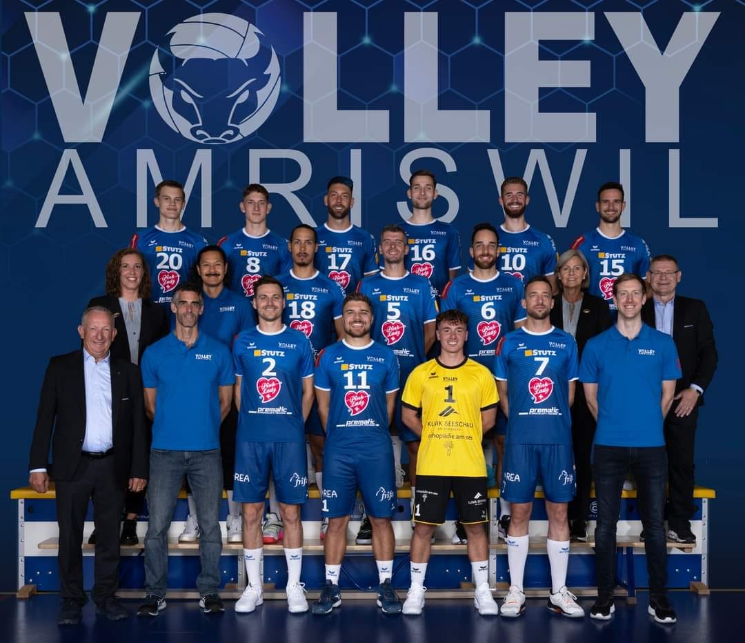 1 The Volley Lovers