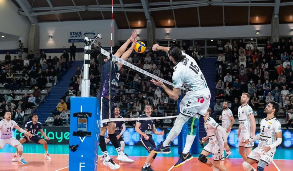 141 The Volley Lovers