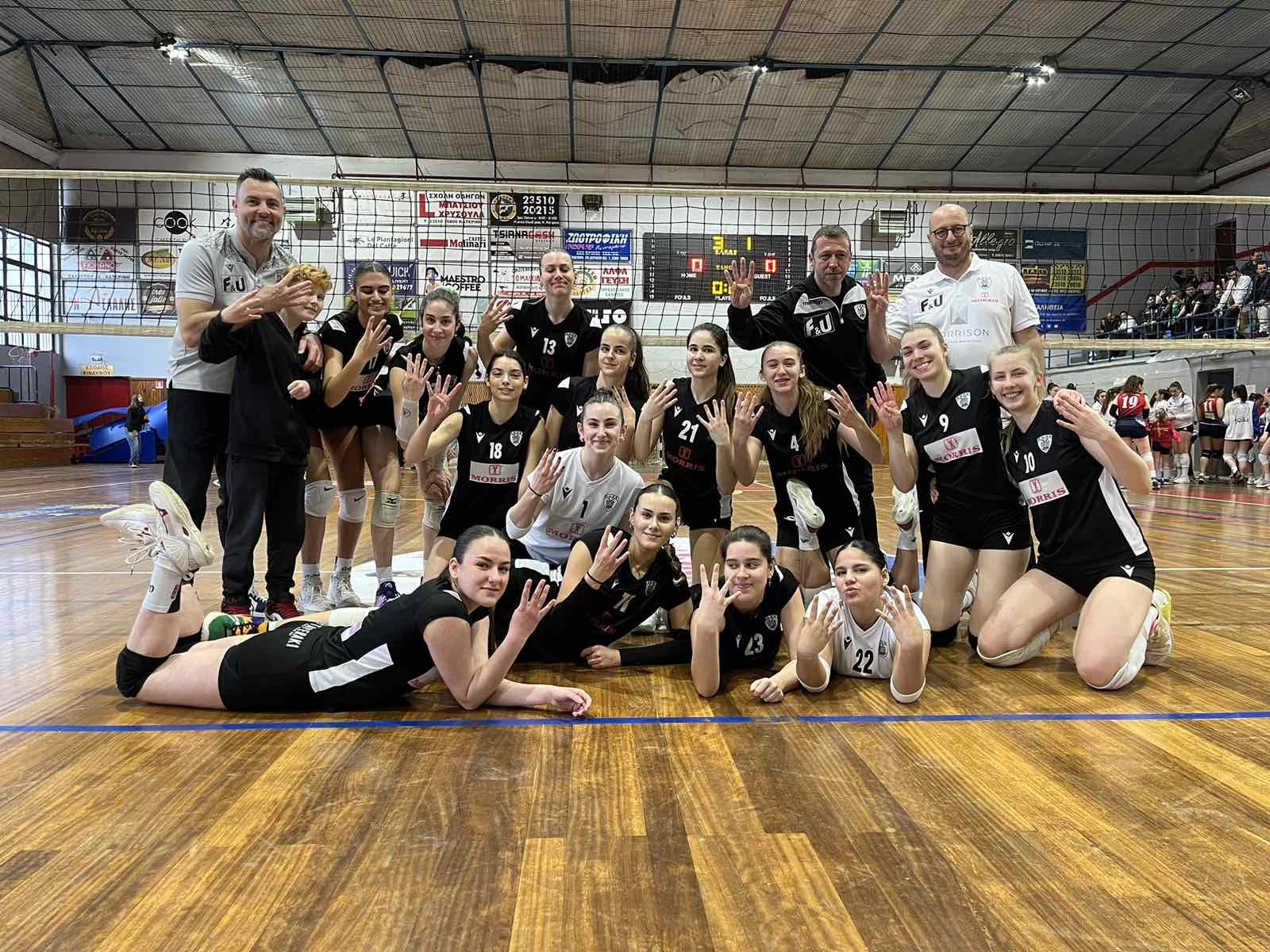 01 The Volley Lovers