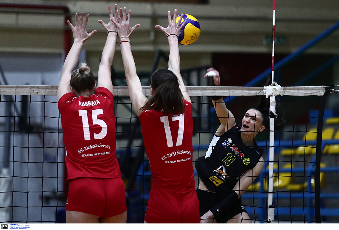 4 The Volley Lovers