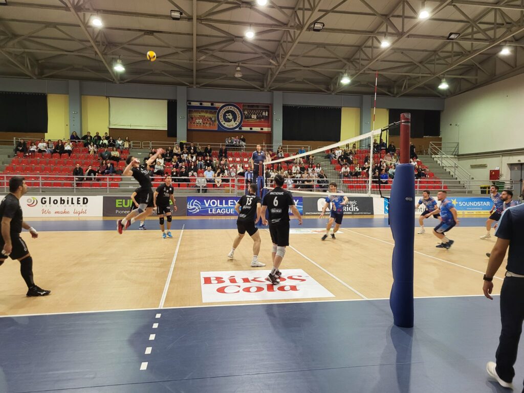 45 The Volley Lovers