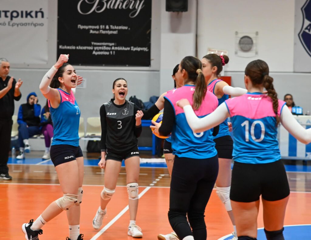 264c797a60ea4ffe8176630a44812f35 The Volley Lovers