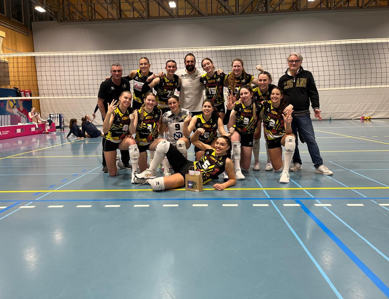 474950434182844145483005197590994990364970879n The Volley Lovers