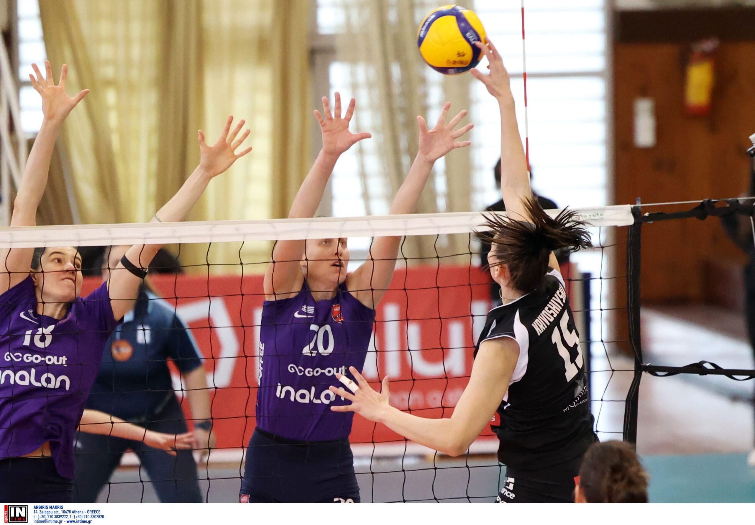 001 The Volley Lovers