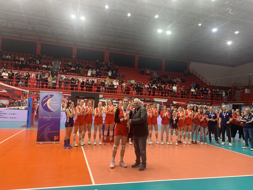 13 The Volley Lovers