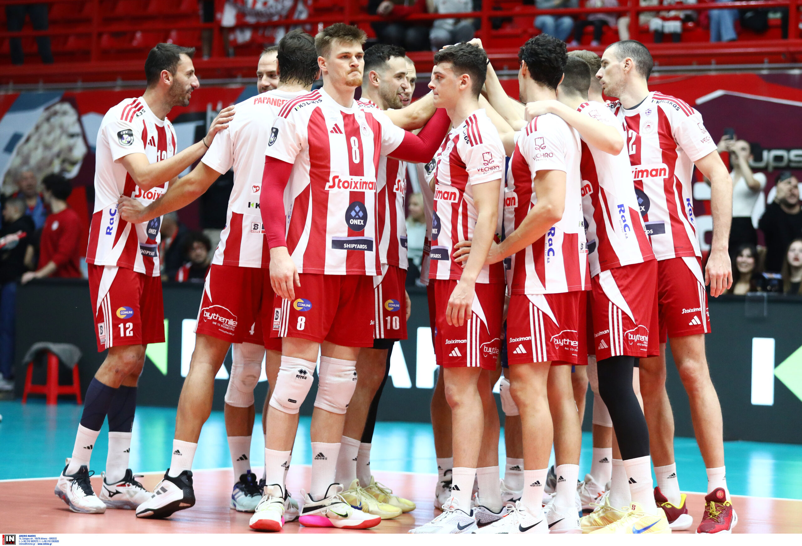4609954 The Volley Lovers