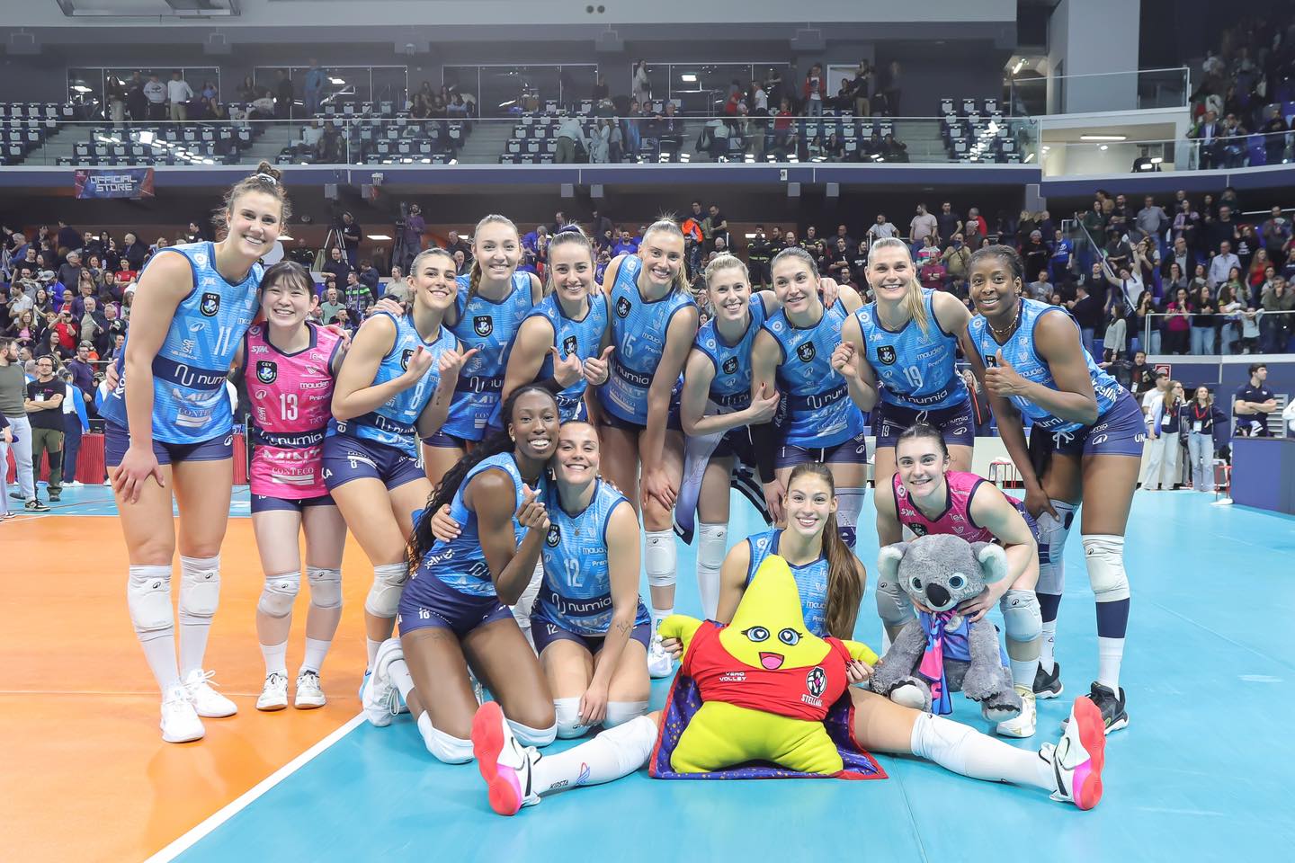 48166936510563597898697467641040076384869030n The Volley Lovers