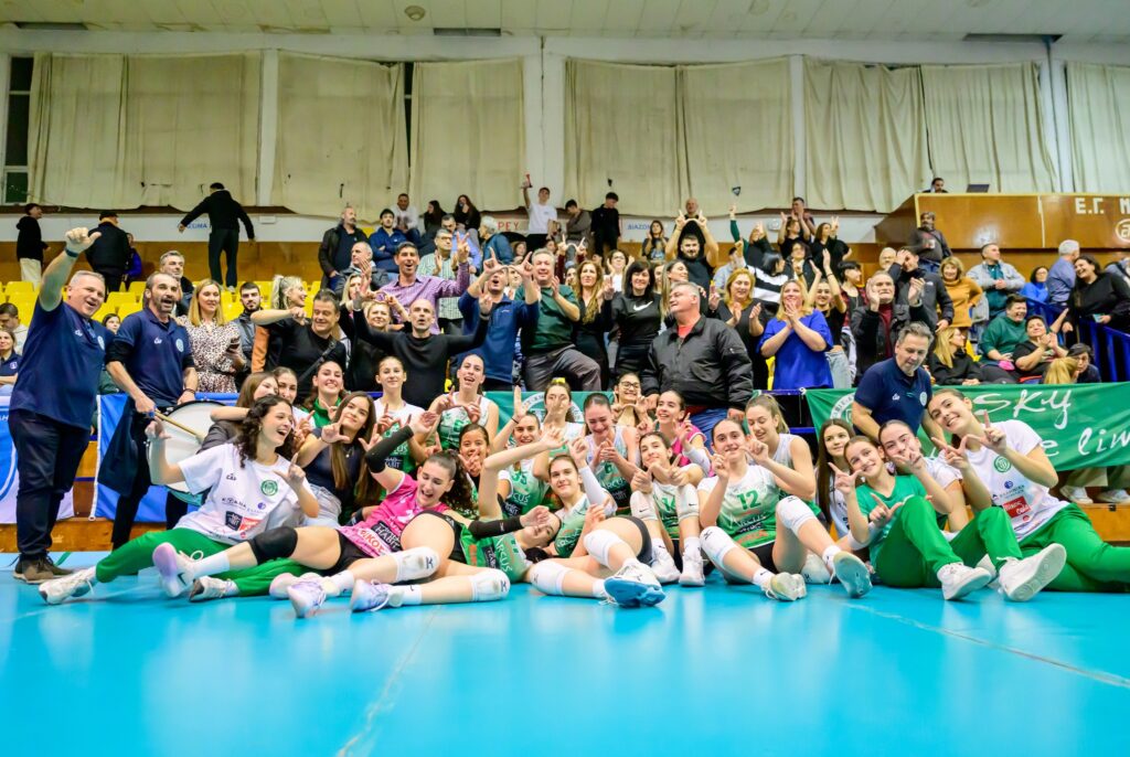 4820829226583236698984197576977714738541551n The Volley Lovers