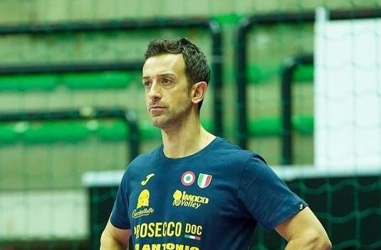 santar The Volley Lovers