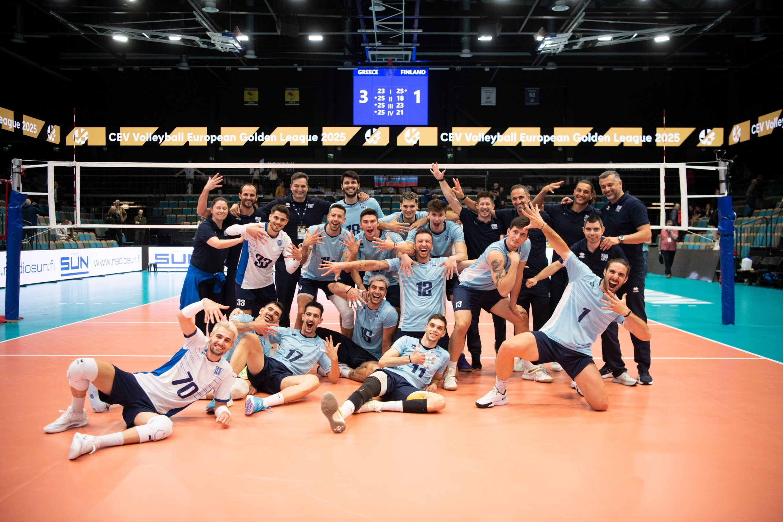 638859652854917631 The Volley Lovers