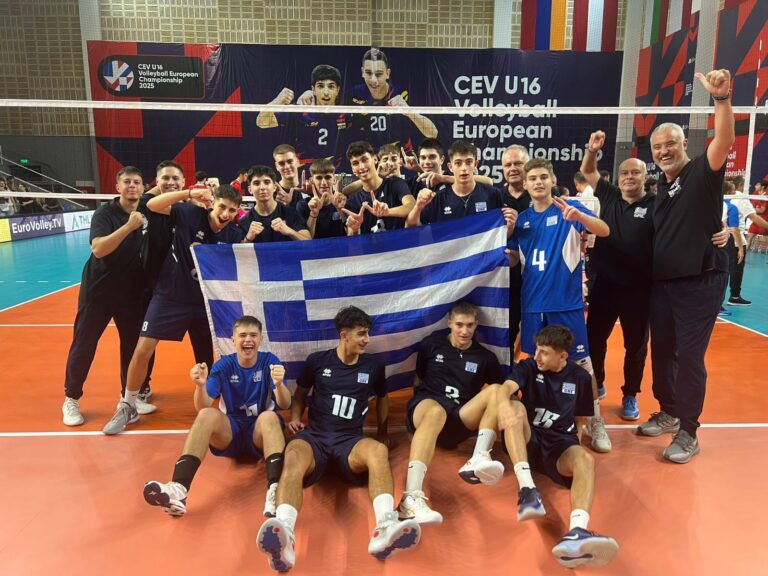 01 The Volley Lovers