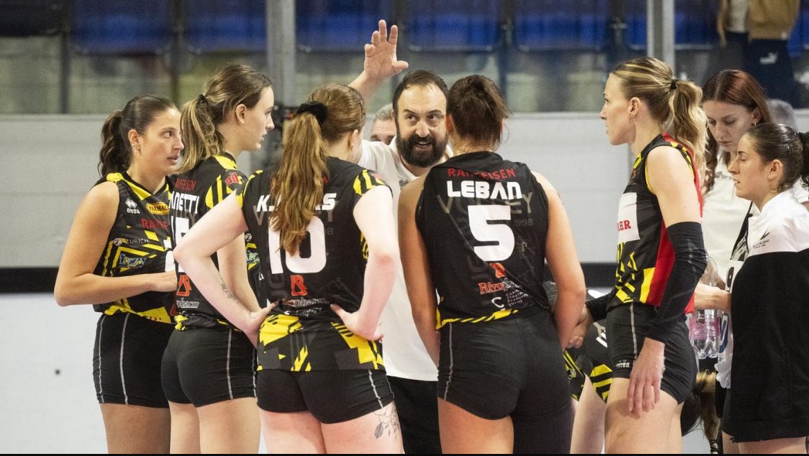 546927054102374222651173908344090158789239831n The Volley Lovers