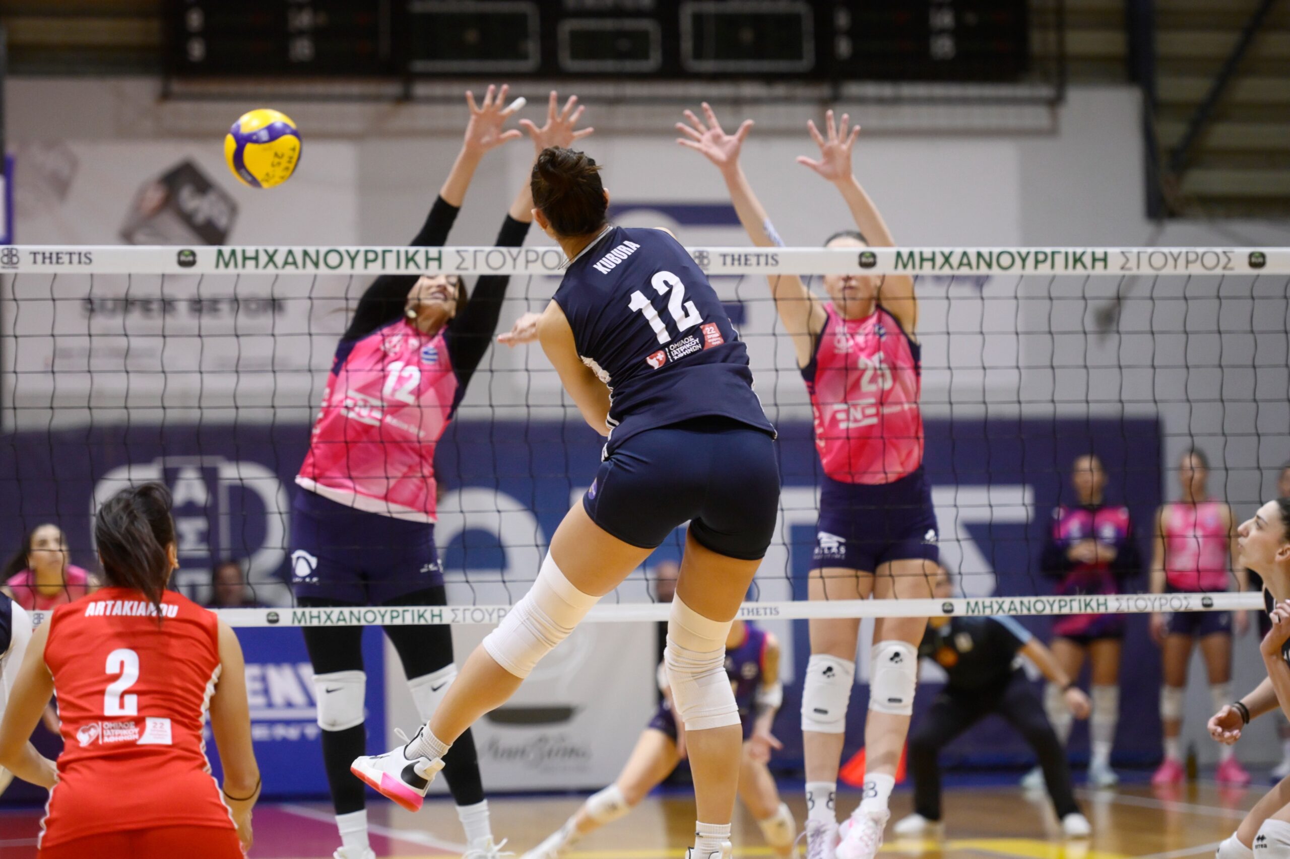 0001 The Volley Lovers