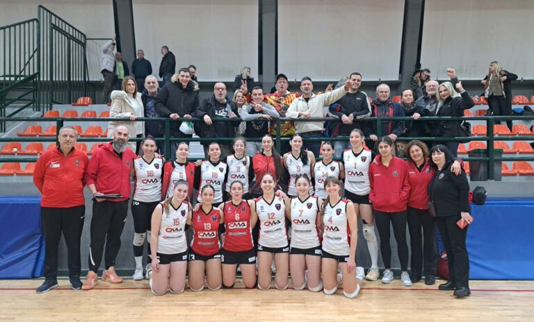 639031504382241097 The Volley Lovers